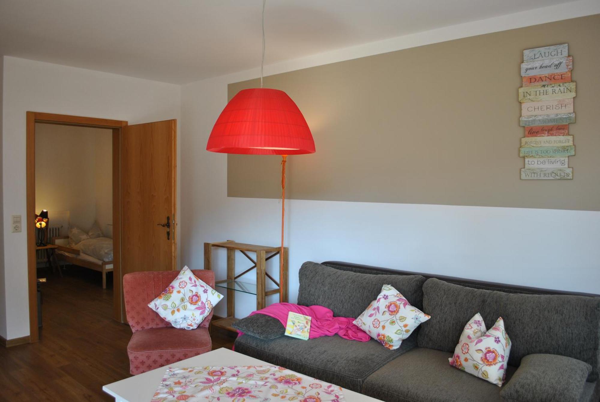 Ferienwohnungen Wellness Goldener Hahn Baiersbronn Zimmer foto